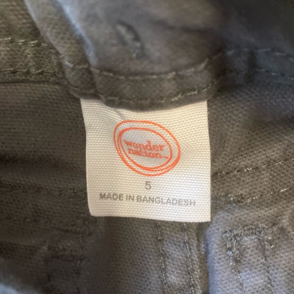 (2) pair of boys carhartt look alike shorts size5 - Picture 3 of 7